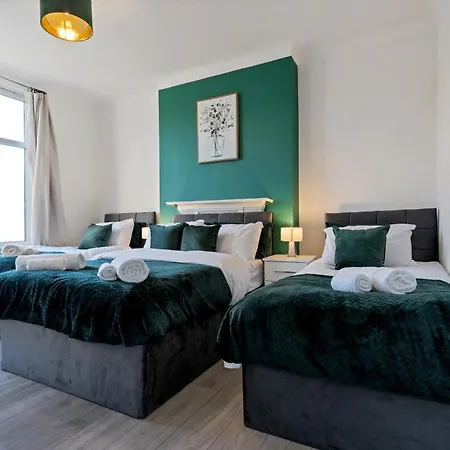 Stylish 2 Bed Apartment Near Central London Exterior photo